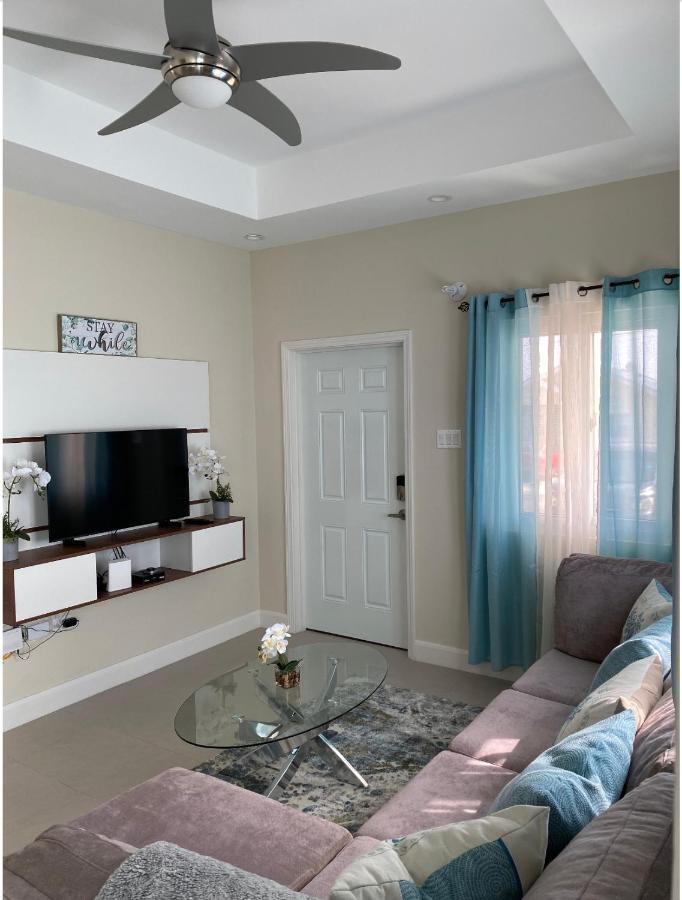 Natalia'S Sweet Oasis Apartment ลูเซีย ภายนอก รูปภาพ